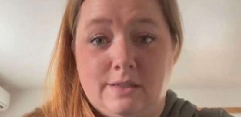 Mum wakes up to find three cops in her bedroom after toddler escaped at night