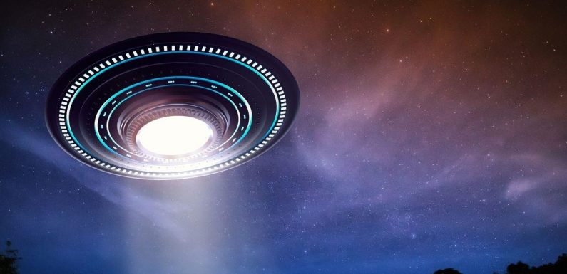 Pilot died ‘chasing UFO’ in tragedy that showed ‘aliens might not be friendly’