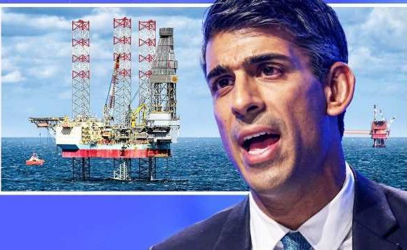 Sunak urged to issue ‘Norway-style’ windfall tax to cut energy bills