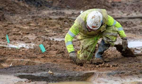 Archaeologists find  evidence of 2,000-year-old Iron Age feast
