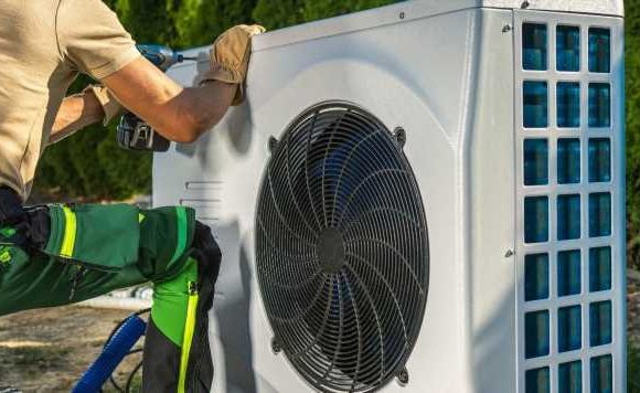 Brits mull over heat pumps or hydrogen for future of UK heating