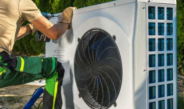 Brits mull over heat pumps or hydrogen for future of UK heating