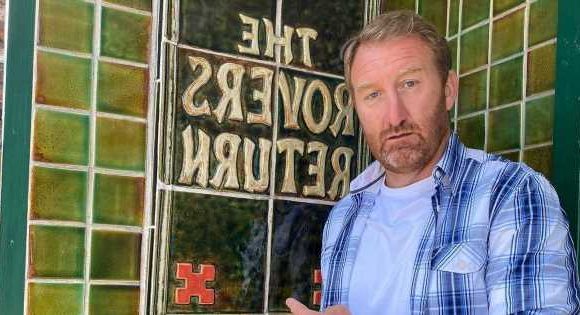 Corrie star opens up on facing ‘dark times’ after leaving soap in emotional post