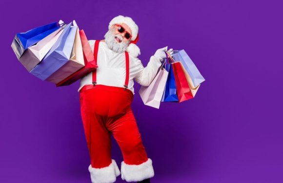 Doctors beg shops to stop fat shaming Santa – make him thin and healthy instead