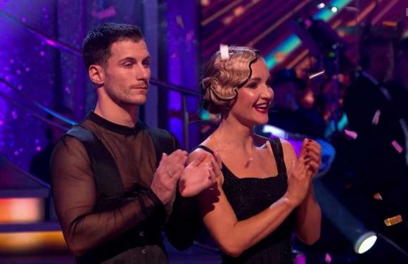 Helen Skelton insists Strictly professionals DIDN’T want Hamza to win show | The Sun