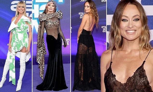 People's Choice Awards 2022 live red carpet best dressed stars