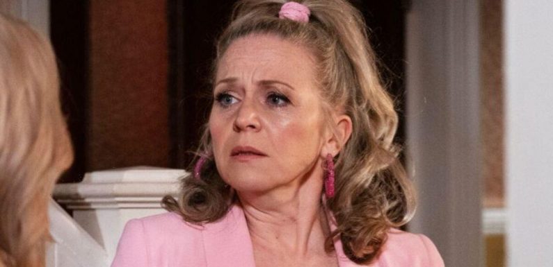 EastEnders fans ‘work out’ identity of Christmas murder victim