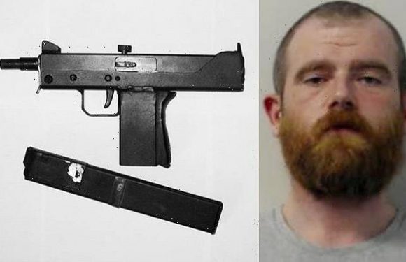 Neo-Nazi who spread instructions on building machine gun is convicted