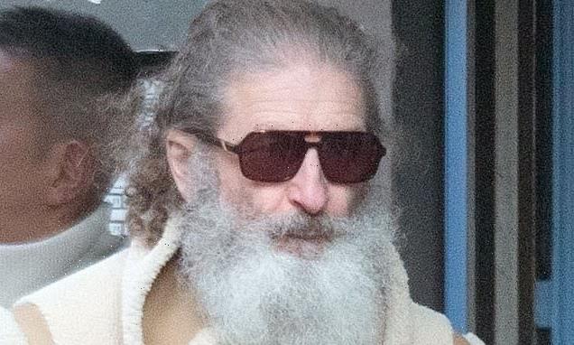 This soap star looks TOTALLY unrecognisable with a bushy beard