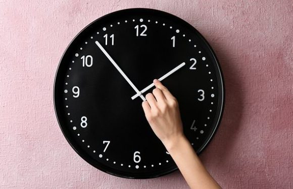 Changing clocks tonight? You're obeying the nanny state, expert claims