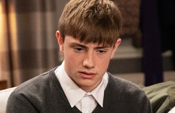 Emmerdale fans fear for Marshall as they ‘work out’ stalker twist