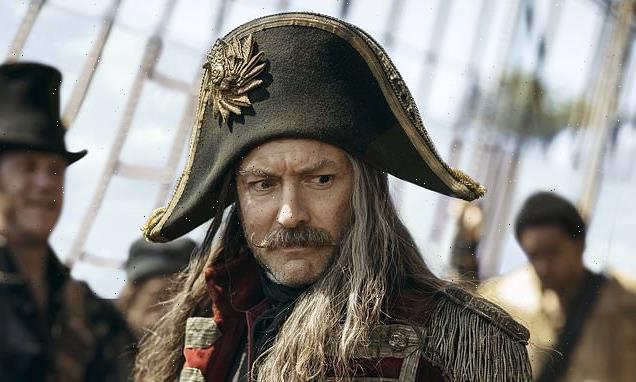 Handsome British actor looks unrecognisable as Captain Hook