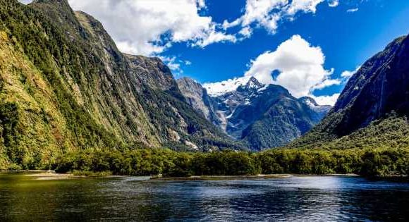 ‘Missing’ continent of ‘Zealandia’ found deep underwater after 300 year search