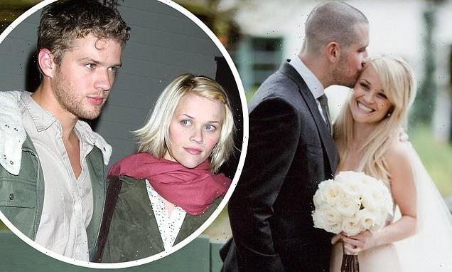 Reese Witherspoon 'very upset' over Jim Toth split