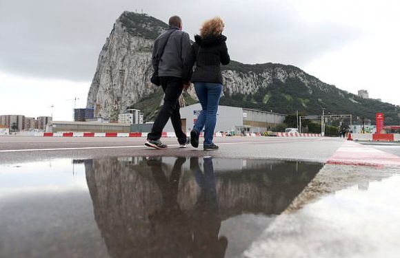 Spanish bid to impose its passport staff on Gibraltar in Brexit row