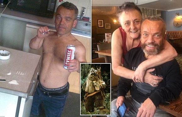 The self-styled 'King of the Dwarfs' who battled drink and drugs