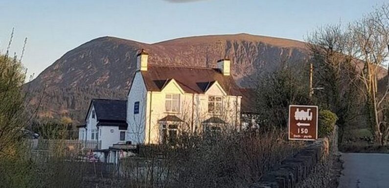 Giant ‘UFO’ spotted hovering over UK mountain debunked as stunning phenomenon