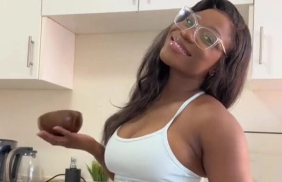 I’m a gym girl who wears risky sports bras to work out – one of my boobs popped out once but I don’t care | The Sun