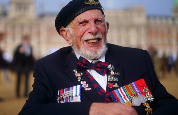 One of Britain's last surviving D-Day veterans dies aged 100