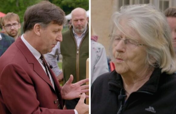 Antiques Roadshow guest gobsmacked over huge valuation of family item