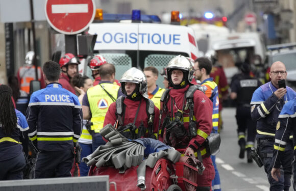 Paris blast injures dozens, ‘destabilises’ adjacent buildings