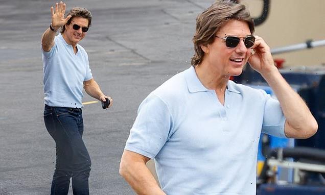 Tom Cruise gets on his private helicopter in Battersea