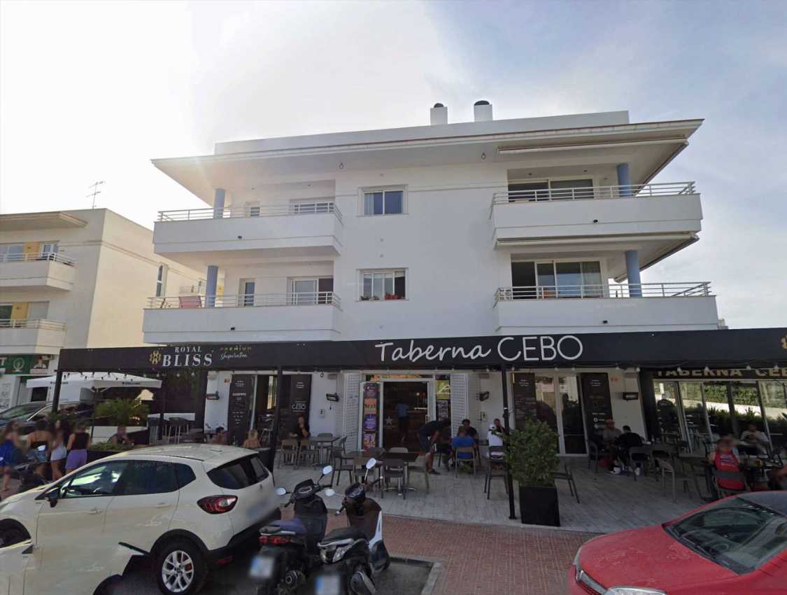 Brit tourist, 35, dies in balcony plunge in Ibiza after horror fall in early hours near Wayne Lineker's nightclub | The Sun