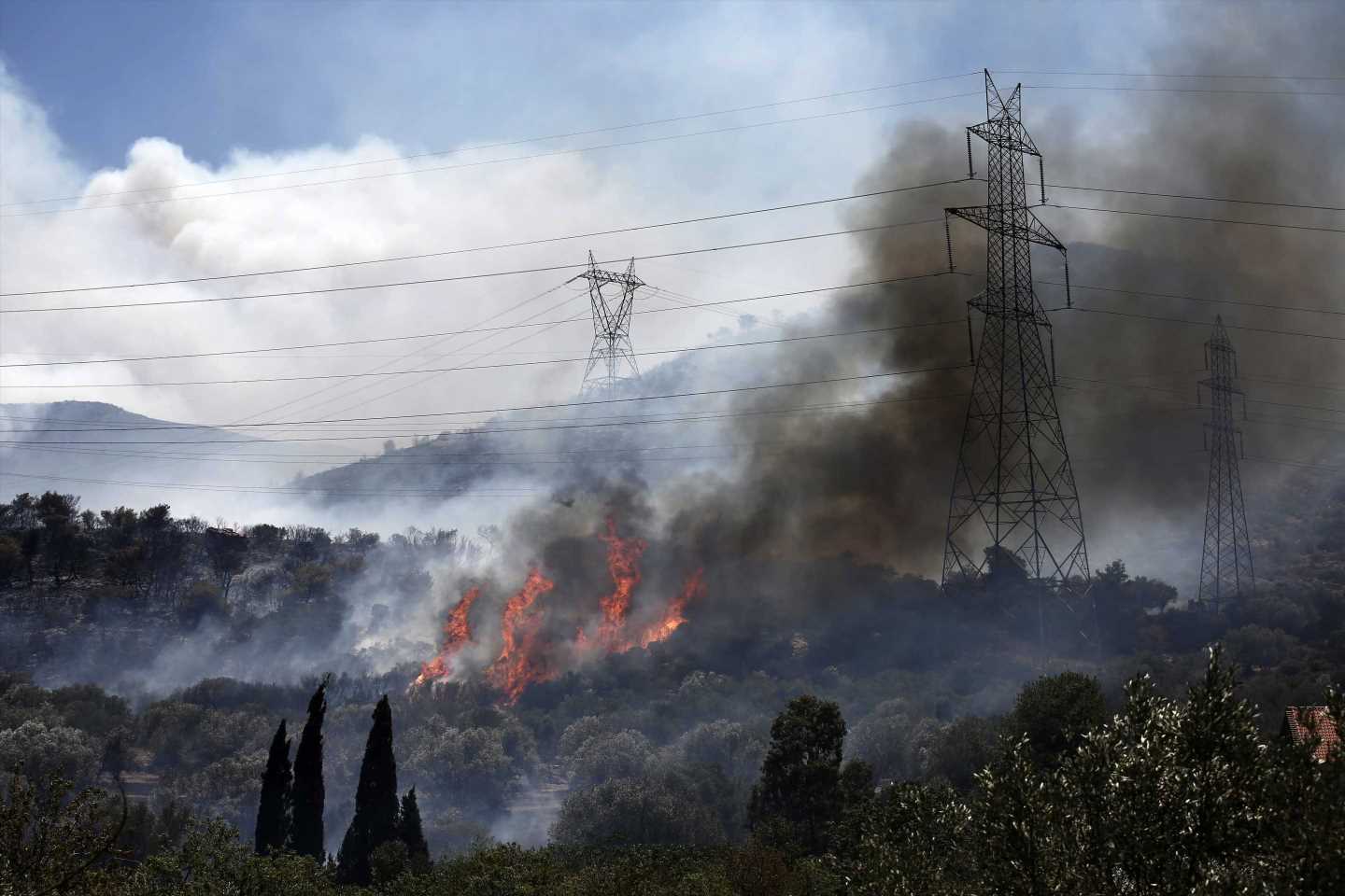 Greek seaside resorts EVACUATED as massive wildfires erupt near Athens in 44C Charon 'heat storm' torching Europe | The Sun
