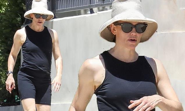 Jennifer Garner showcases her arms as she steps out in Santa Monica