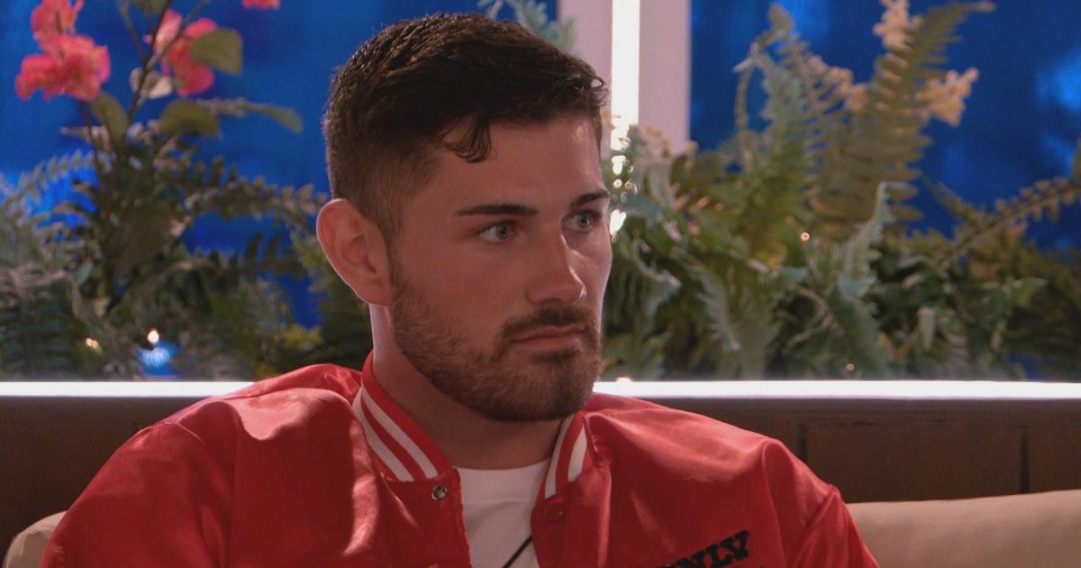 Love Island hit with 1,000 Ofcom complaints amid Scott ‘bullying’ claims