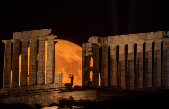 Missed Monday Night’s Supermoon? We’ve Got You Covered.