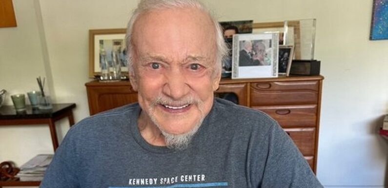 Moon landing legend Buzz Aldrin sets tongues wagging with odd fashion choice