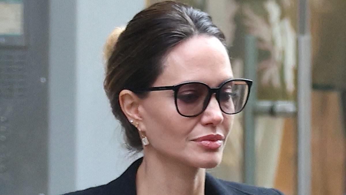 Angelina Jolie is ultra chic out with daughter Vivienne, 15, in NYC