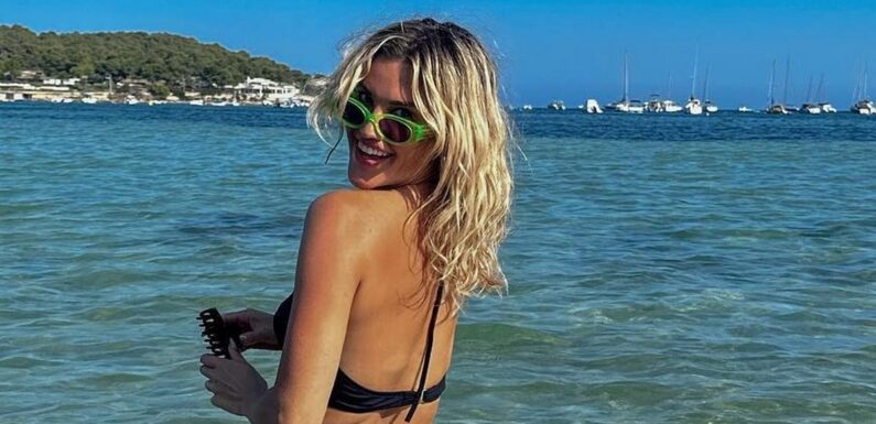 Ashley Roberts shows off bum in tiny thong bikini for ‘cheeky’ holiday snap