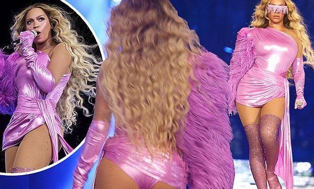 Beyonce looks like a real life Barbie in a pink mini dress