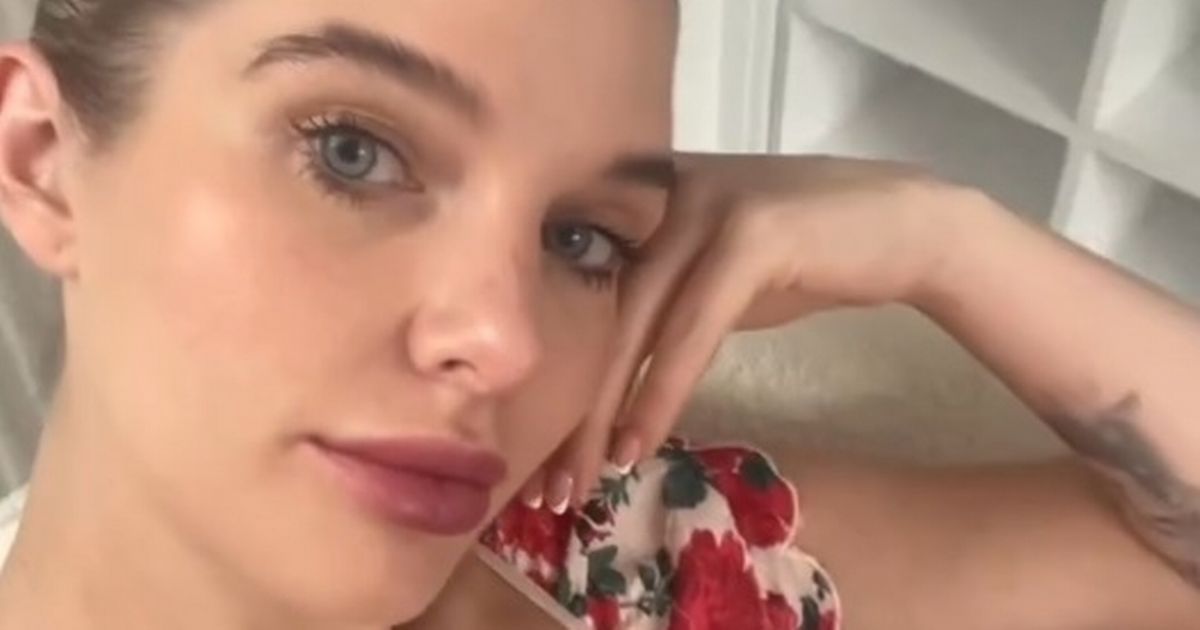 Corrie’s Helen Flanagan wows fans as she parades killer curves in plunging dress