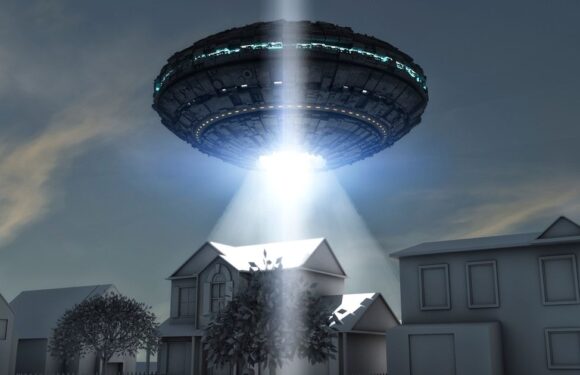 Every UFO sighting in UK mapped including flaming rocket and floating saucer