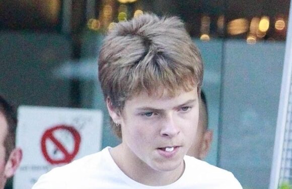 His mother is an Oscar-winning health guru – can YOU guess who it is?