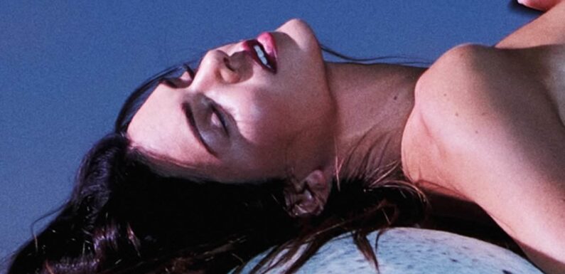 Kendall Jenner poses nude for Stella McCartney's winter campaign
