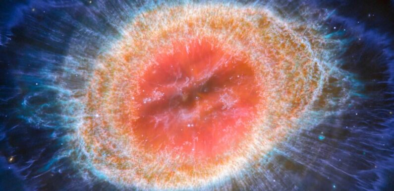 NASA reveals how the sun will look when it DIES