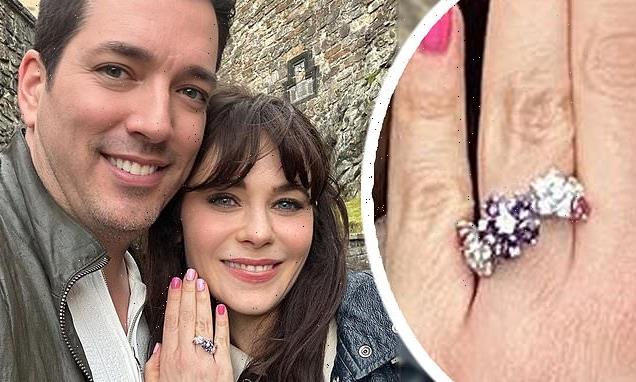 Zooey Deschanel and Jonathan Scott are engaged!