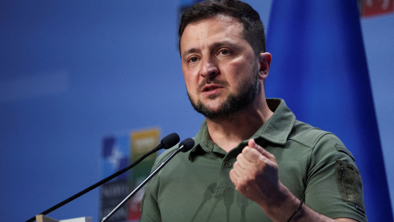 ‘Bribery is treason’: Zelensky sacks 112 army draft chiefs