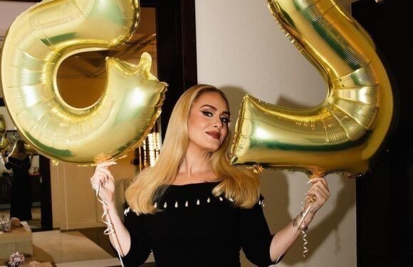 Adele celebrates her 25th Las Vegas show with sweet candid snaps