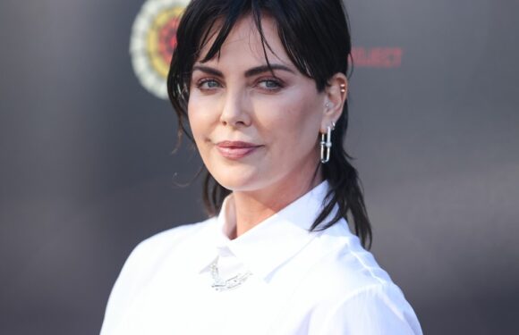 Charlize Theron doesn’t believe in applying perfume directly on the skin