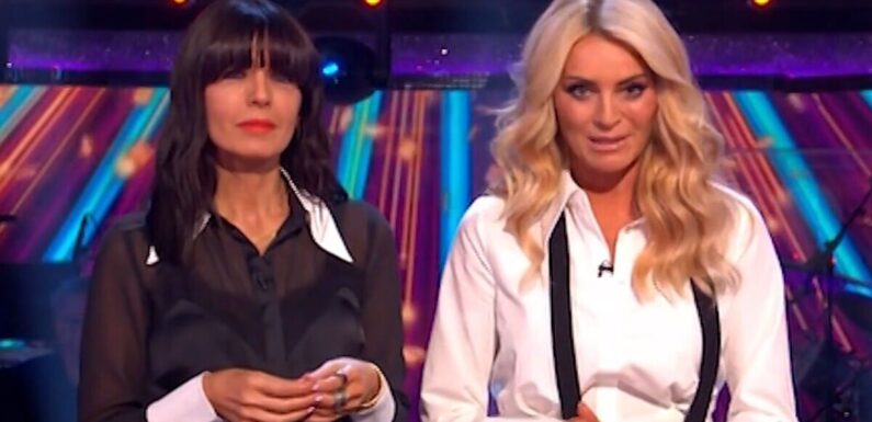 Claudia Winkleman suffers major blunder during live Strictly Come Dancing show
