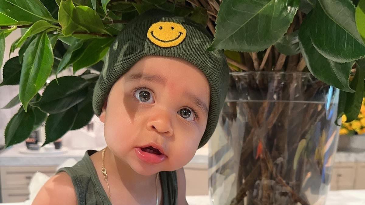 Khloé Kardashian posts darling new photo of son Tatum, 1: 'My Baby'