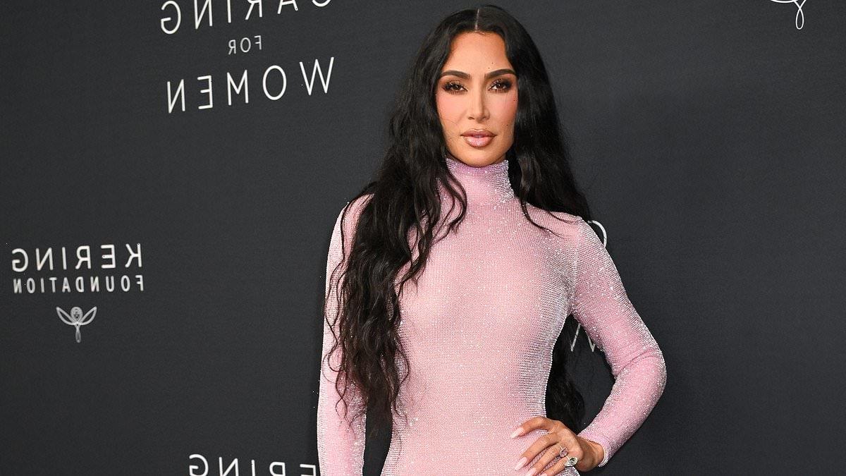 Kim Kardashian exclusive, bids against Lauren Sanchez