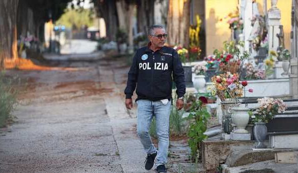 Murderous Mafia boss laid to rest in guarded cemetery in Sicily