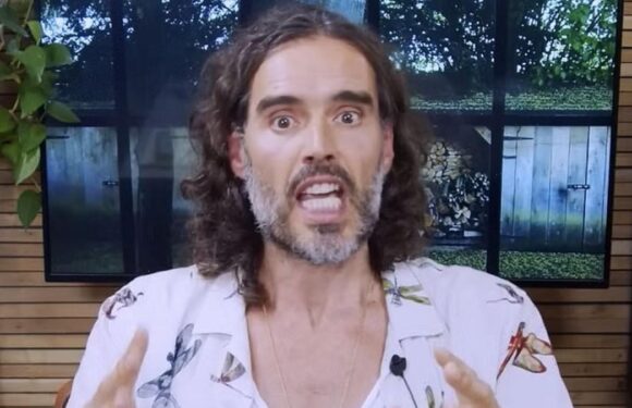 Russell Brand 'aroused' by The View panel in resurfaced chat from 2009