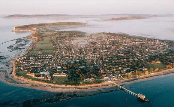 The beautiful UK island that was once absolutely swarming in dinosaurs